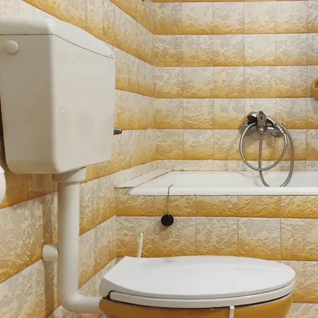 Lemonade Apartment